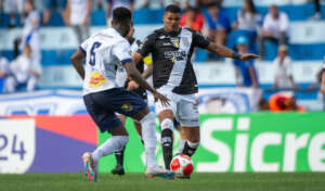 Ponte Preta avança mesmo com derrota. Confira as notas !