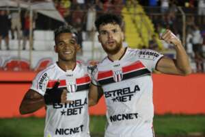 Botafogo-SP 2 x 1 Anápolis-GO - Com direito a virada e pênalti defendido, Pantera avança