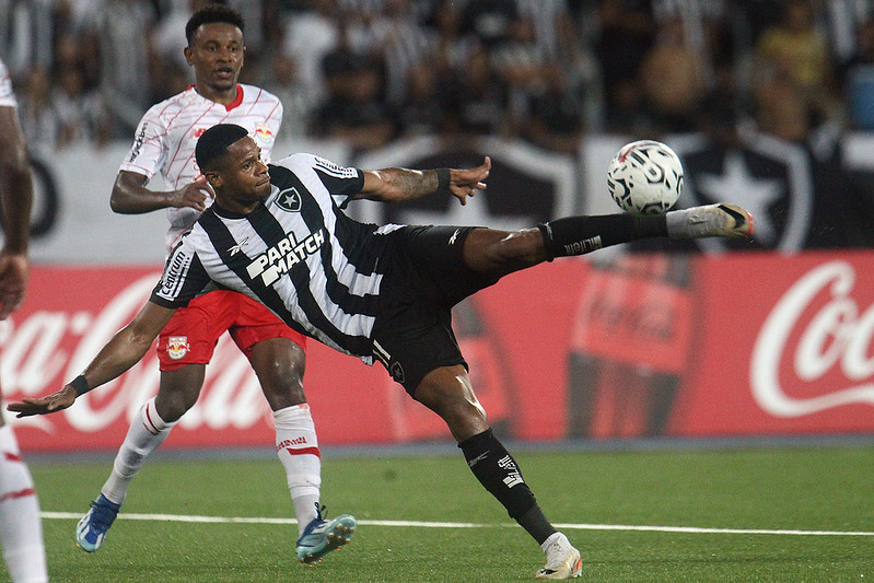 Botafogo vence RB Bragantino na Libertadores