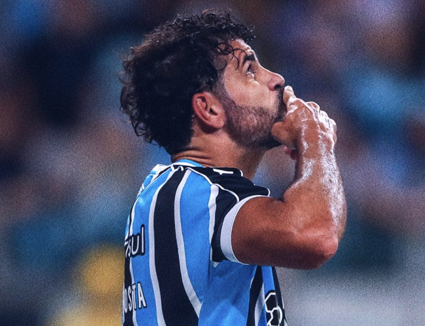 GAÚCHO: Diego Costa faz 2, Grêmio bate Caxias e segue em busca do hepta