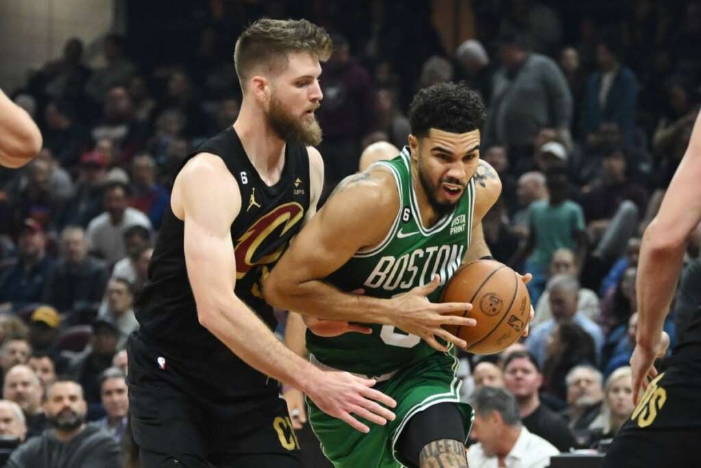 Cavaliers conseguem virada no final e encerram sequência de vitórias dos Celtics na NBA