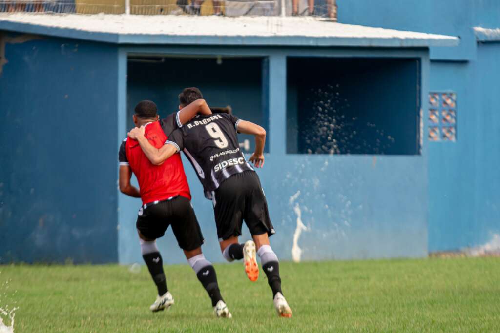 Figueirense terá força máxima para garantir classificação, mas volante avisa: ‘Jogo difícil’