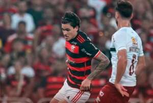 CARIOCA: Flamengo empata com o Fluminense e vai à final