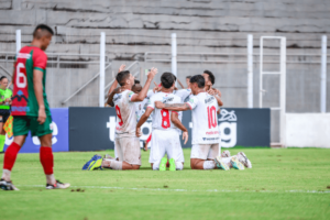 Capivariano 3 x 0 Portuguesa Santista - Leão embala e decreta queda do Monte Azul no Paulistão A2