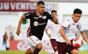 Juventus x Ferroviária - Moleque Travesso e Locomotiva iniciam briga pela semi