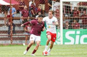 Juventus x Velo Clube - Moleque Travesso e Galo Vermelho iniciam briga pelo acesso