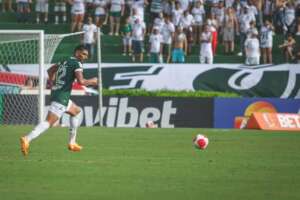 Guarani encaminha renovação com zagueiro Lucas Adell para a Série B