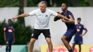 Dorival Júnior pede justiça no caso Robinho: 'Tem que ser penalizado'