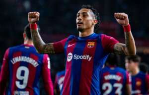 Espanhol: Raphinha marca e Barcelona supera Las Palmas em casa