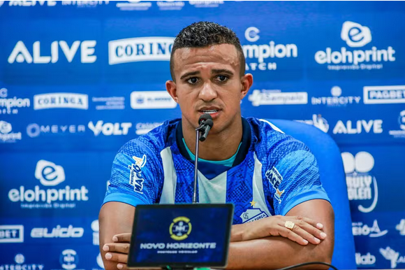 Screenshot 2024 03 08 at 11 07 00 Romulo vai para a 1a coletiva apos trocar o CRB e CSA A ansiedade e muito grande para atuar