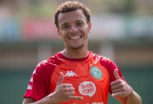 Guarani recua de negócio com o Figueirense e permanece com atacante de 20 anos