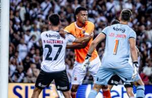 CARIOCA: Vasco e Nova Iguaçu fazem jogo frenético no Maracanã e empatam 1ª semifinal