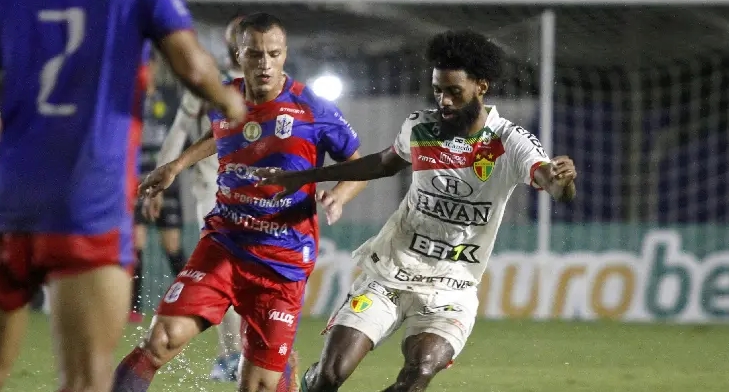 CATARINENSE: Brusque e Marcílio Dias empatam no jogo de ida das quartas de finais