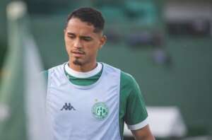 Técnico do Guarani indica permanência de volante após ser reintegrado: 'Está nos planos'