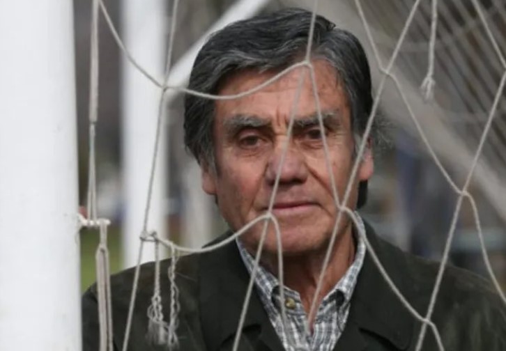 Luto! Ex-técnico do Chile, marcado por episódio com o Brasil em 1989, morre aos 81 anos