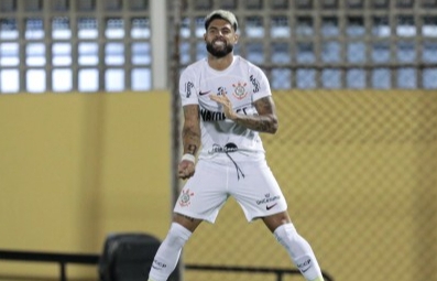 São Bernardo-SP 0 x 2 Corinthians-SP – Com gols dos centroavantes, Timão avança à 3ª fase