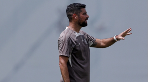 Corinthians aprimora cobranças de falta para ‘furar’ a retranca do Santo André