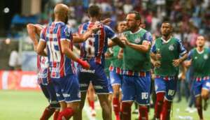 Bahia 2 x 1 Vitória - De virada, Tricolor vence o BA-VI pela Copa do Nordeste