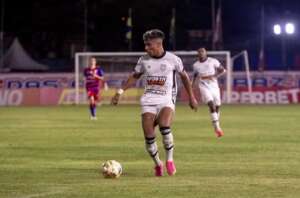 Catarinense: Com lesão muscular, atacante desfalca o Figueirense no mata-mata