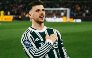 INGLÊS: Manchester United joga mal, mas empata com Brentford em jogo com gols nos acréscimos