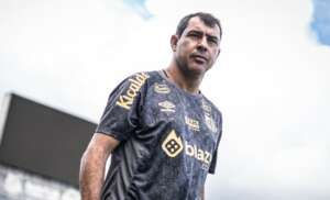 Carille exalta vantagem do Santos em final, mas prevê dificuldade no Allianz Parque