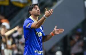 Abel reconhece atuação ruim do Palmeiras, mas crava: 'Somos o time da virada'