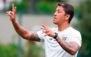 Casares acertou de novo ao manter Carpini no São Paulo