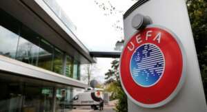 Eurocopa: Uefa cogita ampliar número de jogadores nas delegações