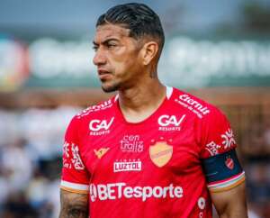 GOIANO: Aparecidense abre vantagem em dia de tropeço do Vila Nova