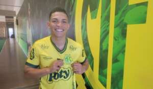 Paulista: Santos encaminha contratação de lateral do Mirassol