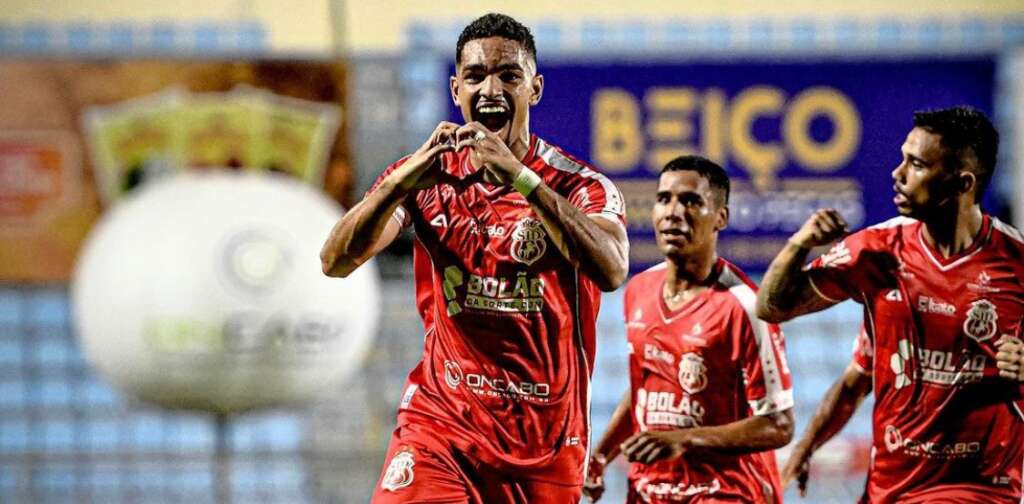 MARANHENSE: Imperatriz vence o Pinheiro e cola nos líderes