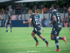 PARAENSE: Remo atropela Santa Rosa e encaminha vaga