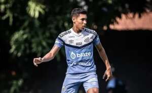 Paulistão: Santos inscreve dois novos jogadores nos lugares de João Basso e Vinicius Zanocelo