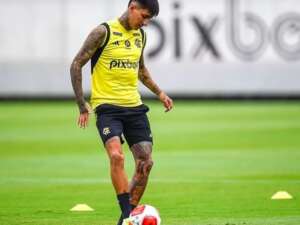 Pulgar e Ayrton Lucas treinam e Fla vai com força máxima diante do Flu no Carioca