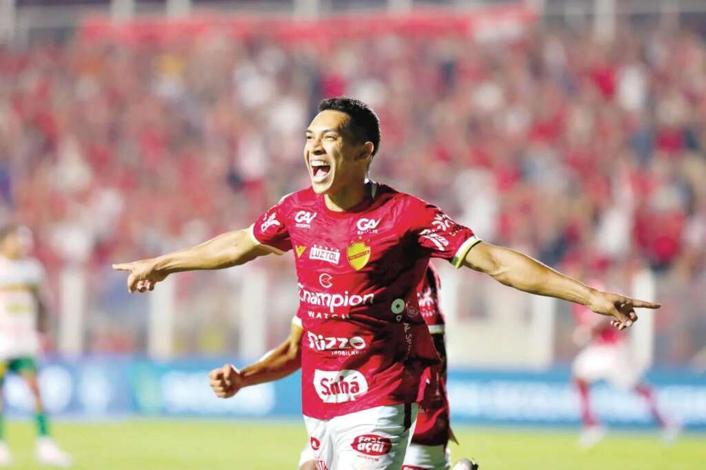 Goiano: Vila Nova contrata dois jogadores para a sequência de competições