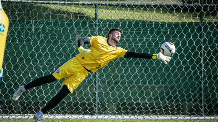 Mineiro: América-MG anuncia de forma oficial goleiro que se destacou no Estadual