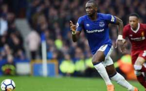 Criciúma contrata atacante que jogou a Premier League