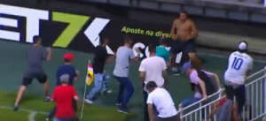 Catarinense: Árbitro relata confusão entre torcedores durante Brusque x Avaí; quatro são presos