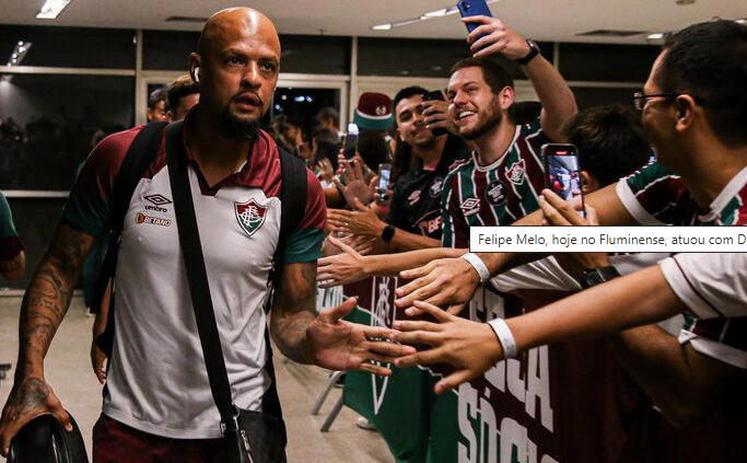 Felipe Melo defende 'não passar mão na cabeça' de Daniel Alves e Robinho 2 Felipe Melo