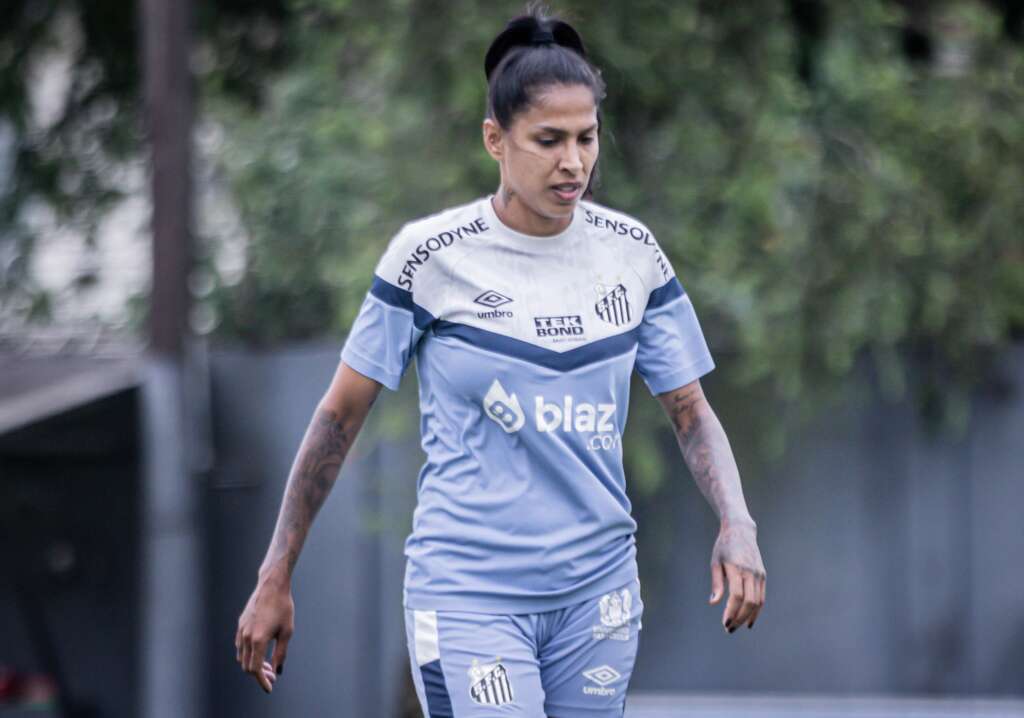 Brasileirão Feminino A1: Zagueira Jana projeta reestreia pelas Sereias da Vila