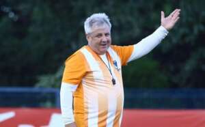 Ex-Ponte Preta, Gilson Kleina é expulso por discutir com treinador rival; assista a confusão