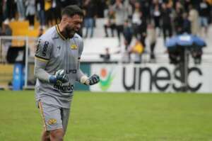 Herói do Criciúma na Copa do Brasil entra na mira do Internacional