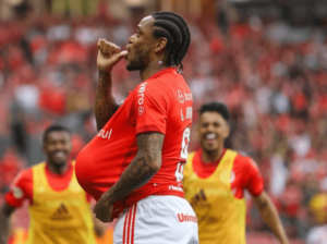 Baiano: Vitória acerta novo reforço para o ataque e tem mais nomes no papel