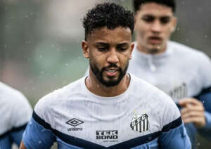 Paulistão: Lateral deixa o Santos e deve retornar ao Palmeiras