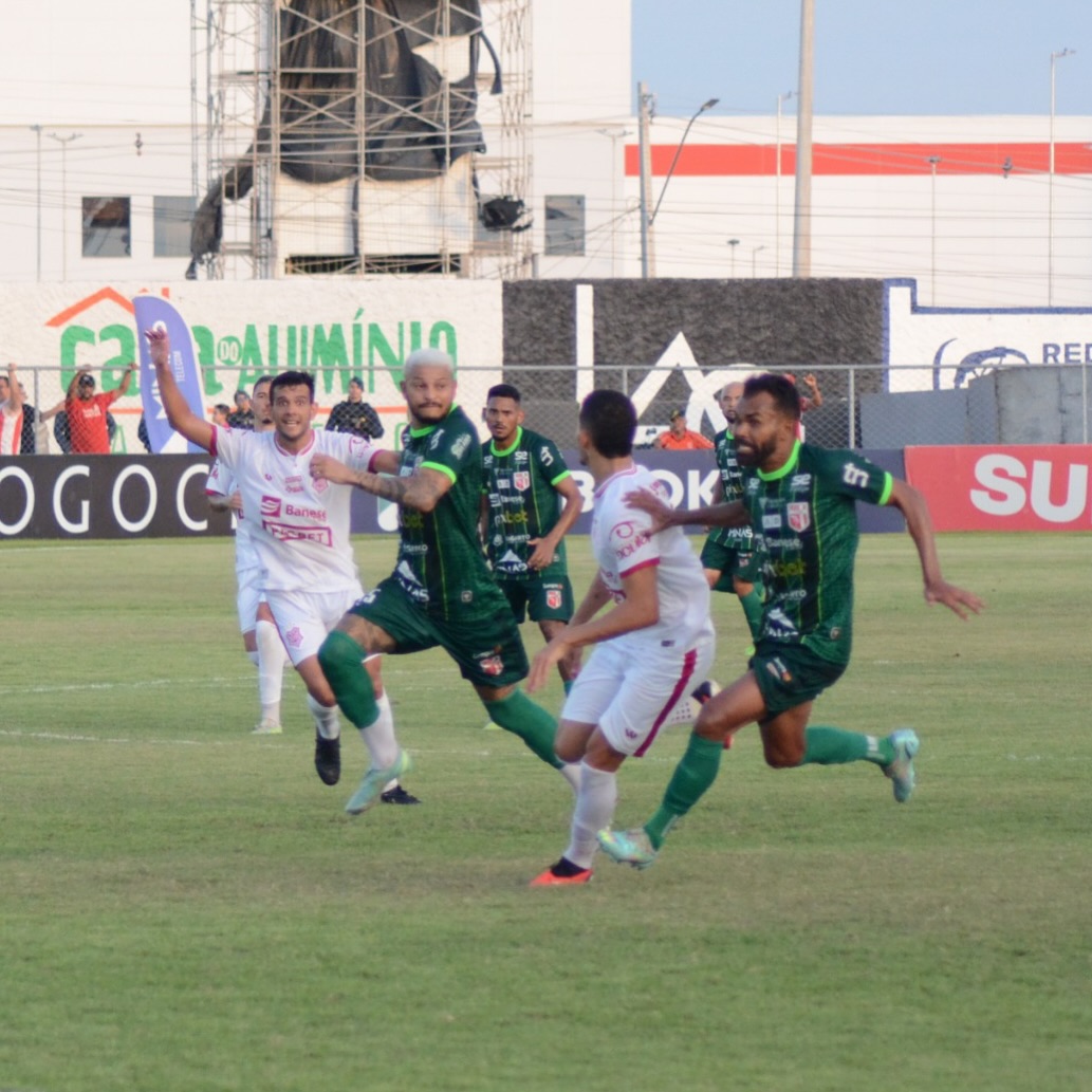 Lagarto e Sergipe empatam pelo Campeonato Sergipano (Foto: Allan Bahia / Lagarto)