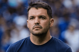 Mineiro: Larcamón admite 'ano difícil com Cruzeiro' e revela: 'Objetivo é ser campeão'