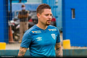 Potiguar: ABC anuncia dupla com zagueiro e meia para reta decisiva