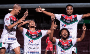 Taquaritinga x Rio Branco - Briga direta dentro do G-8