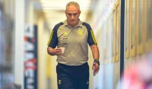 Tite pede perdão por declaração sobre Daniel Alves. Veja o vídeo!