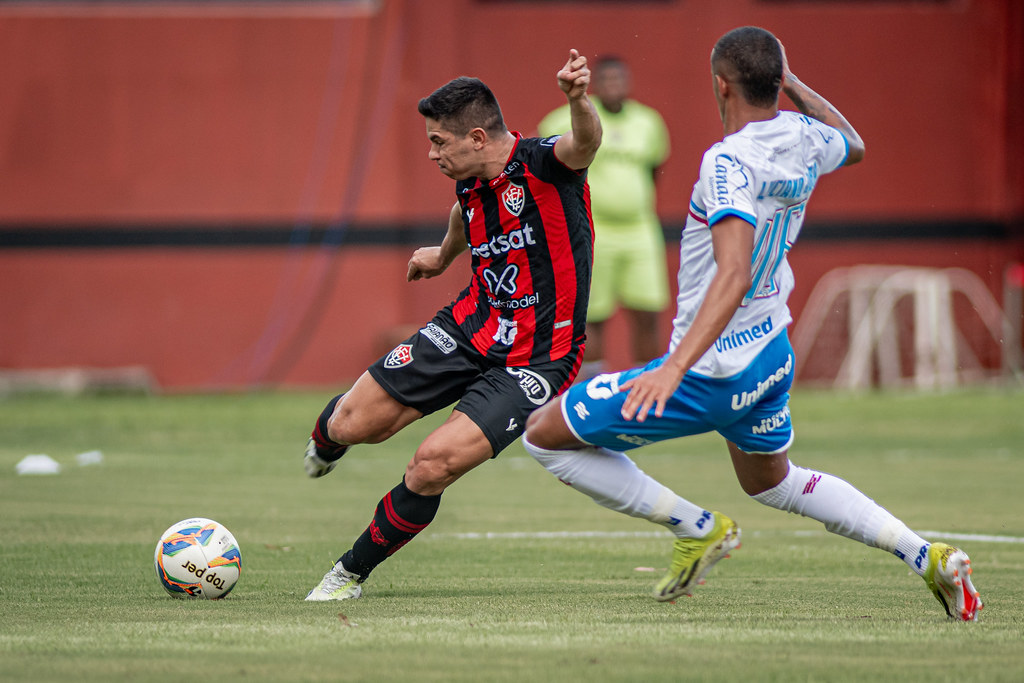 BAIANO: Vitória e Bahia se reencontram na final após seis anos